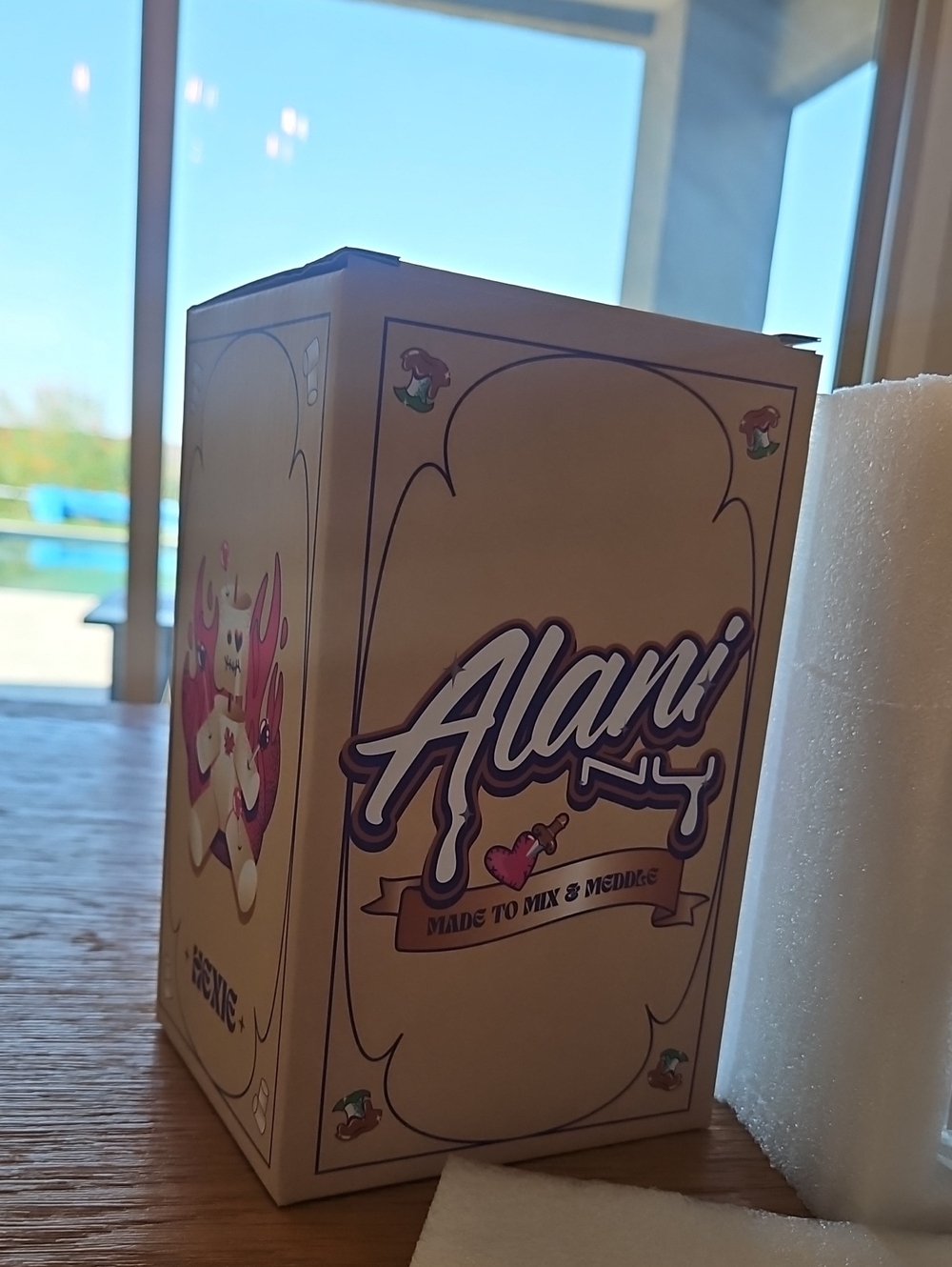 Alani Nu Hexie Glass - Brand New In Box - Picture 3 of 4